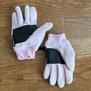 Columbia Kids Mittens in Soft Pink and Black